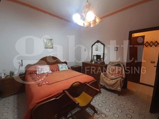 Quadrilocale in Vendita a Siracusa, 125'000&euro;, 100 m²