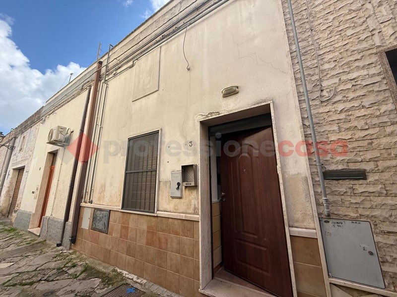 Casa Indipendente in Vendita a Manduria, 69'000€, 70 m²