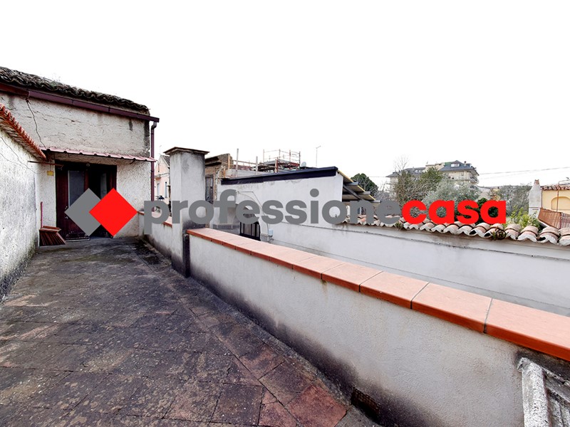 Trilocale in Vendita a San Nicola la Strada, 40'000€, 75 m²