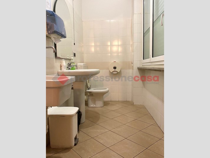 Ufficio in Vendita a Livorno, 290'000&euro;, 235 m², arredato