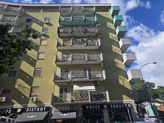 Quadrilocale in Vendita a Palermo, 360'000€, 135 m²