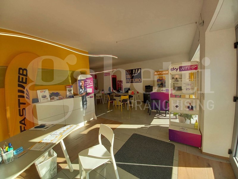 Attività commerciale in Vendita a Bari, 40'000€, 70 m²