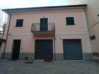 Quadrilocale in Vendita a Rapallo, 69'615€, 90 m²