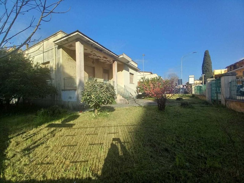 Terreno edificabile in Vendita a Guidonia Montecelio, zona Villanova, 260'000€, 570 m²