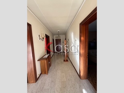 Casa Indipendente in Vendita a Gambellara, 270'000&euro;, 190 m², con Box