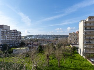 Trilocale in Vendita a Napoli, 195'000€, 102 m²