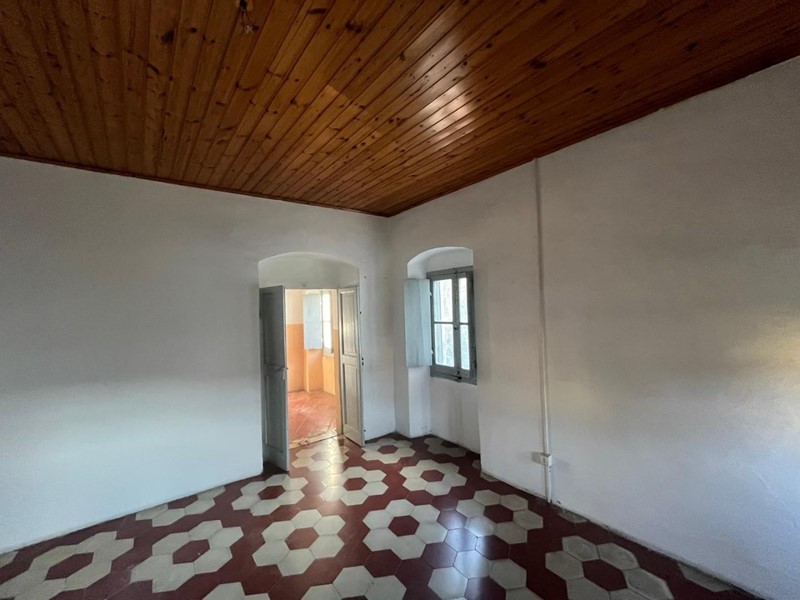 Casa Indipendente in Vendita a Sarzana, zona La Bradia, 98'000€, 90 m²