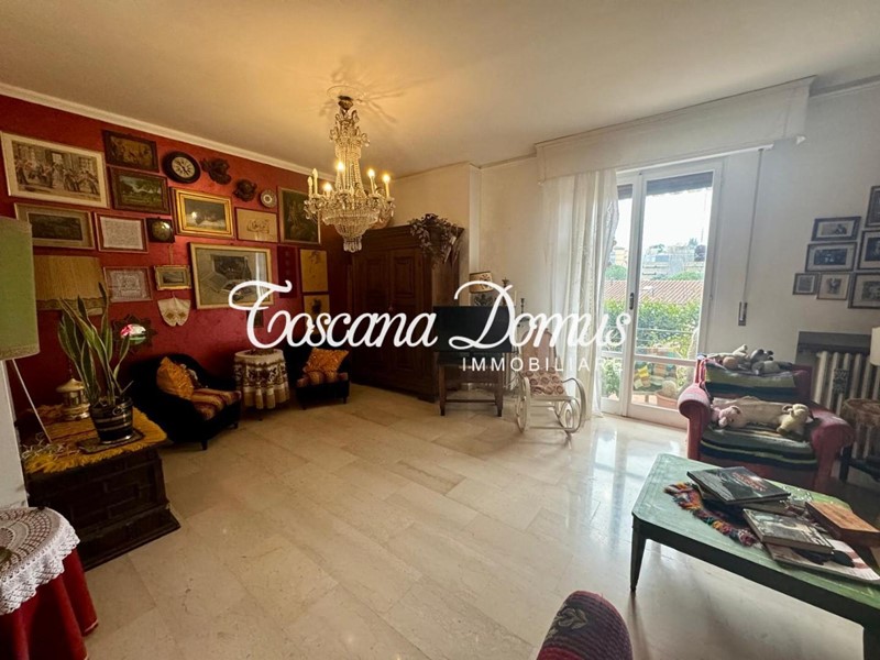 Appartamento in Vendita a Siena, 370'000&euro;, 120 m², arredato