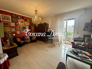 Appartamento in Vendita a Siena, 370'000&euro;, 120 m², arredato