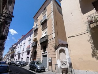 Negozio in Affitto a Capua, 350€, 56 m²
