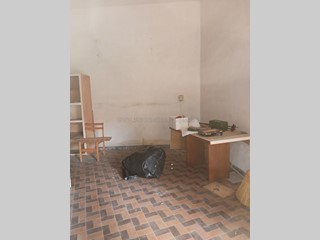 Capannone in Vendita a Arcola, 18'000€, 28 m²