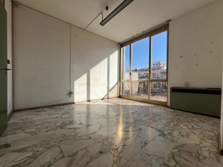 Ufficio in Affitto a Napoli, zona Porto, 800&euro;, 45 m²