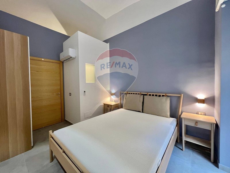 Bilocale in Affitto a Napoli, zona Vicaria, 700€, 50 m², arredato