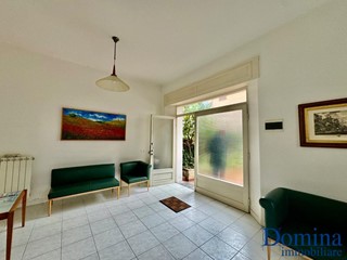 Trilocale in Vendita a Montignoso, zona Capanne, 180'000€, 80 m²