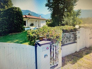 Villa in Vendita a Massa, 1'100'000&euro;, 239 m², arredato