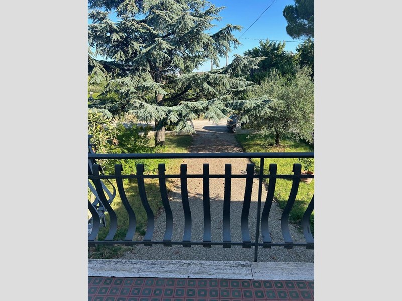 Casa Indipendente in Vendita a Empoli, 390'000€, 180 m², con Box