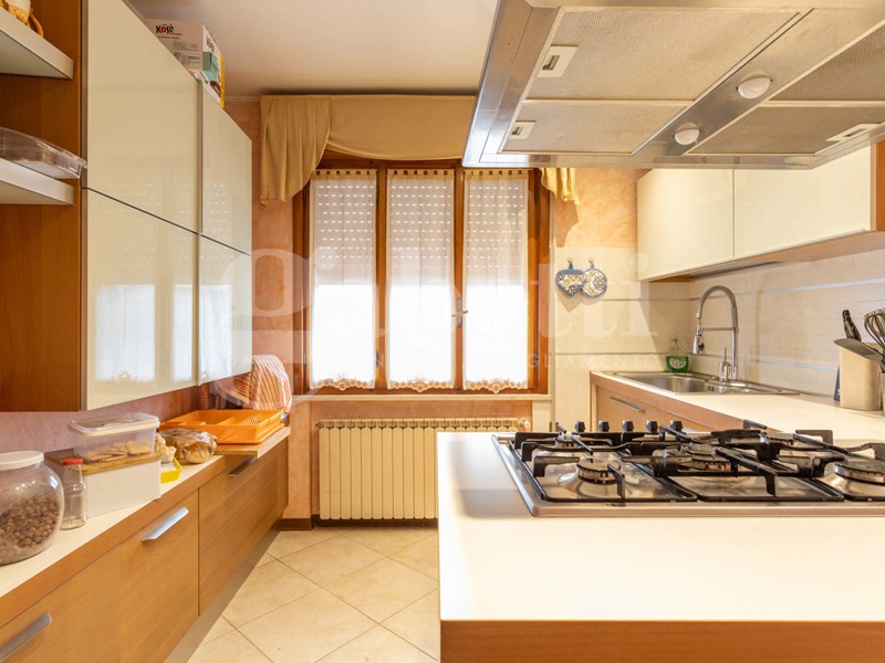 Appartamento in Vendita a San Vito al Tagliamento, 148'000€, 135 m², arredato