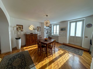 Casa Indipendente in Vendita a Gradisca d'Isonzo, 398'000€, 357 m²