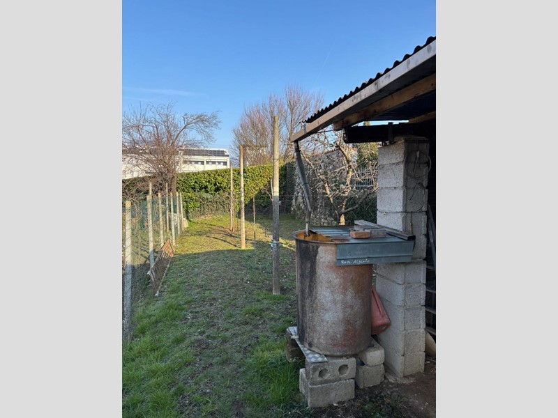 Magazzino in Vendita a San Vito di Leguzzano, 20'000&euro;, 54 m²