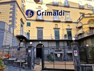 Trilocale in Vendita a Napoli, 430'000€, 92 m²