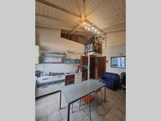 Quadrilocale in Vendita a La Spezia, zona Periferia EST, 110'000€, 75 m²