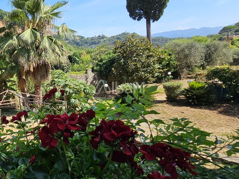 Casa Indipendente in Vendita a Lerici, zona Pugliola, 920'000&euro;, 410 m²