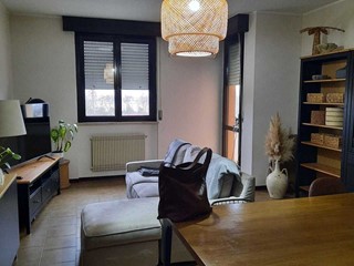 Appartamento in Vendita a Piacenza, 185'000€, 113 m², con Box