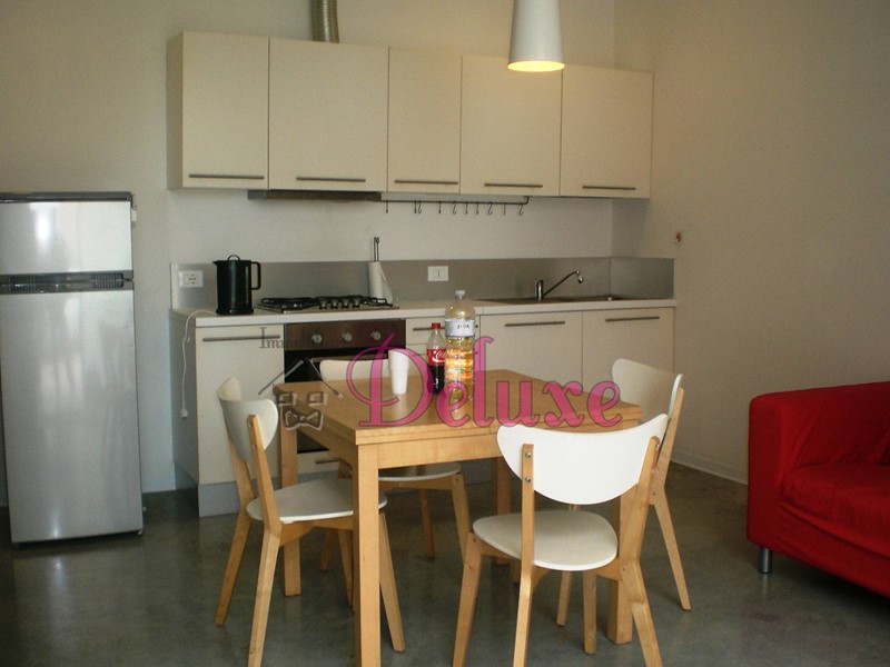 Trilocale in Vendita a Macerata, zona Zona Santa Croce, 58'000€, 74 m²