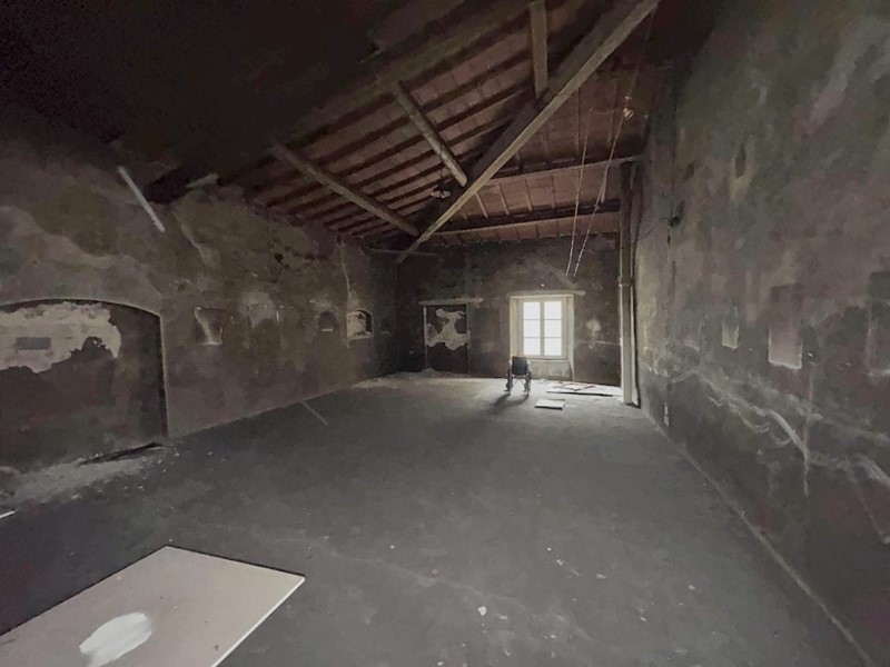 Quadrilocale in Vendita a Pisa, 550'000€, 190 m², con Box