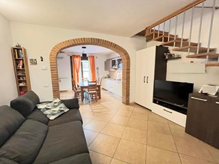 Quadrilocale in Vendita a Gambassi Terme, 165'000€, 75 m², arredato