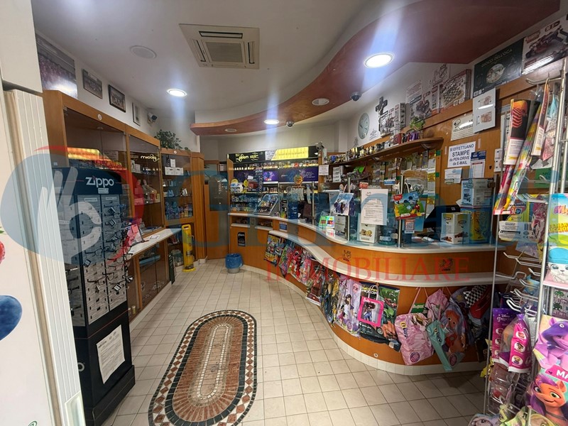 Attività commerciale in Vendita a Messina, 340'000€, 40 m²