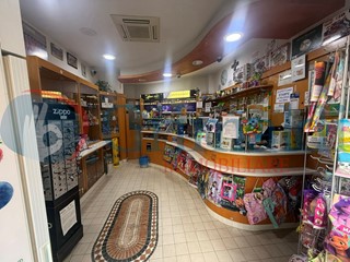 Attività commerciale in Vendita a Messina, 340'000€, 40 m²