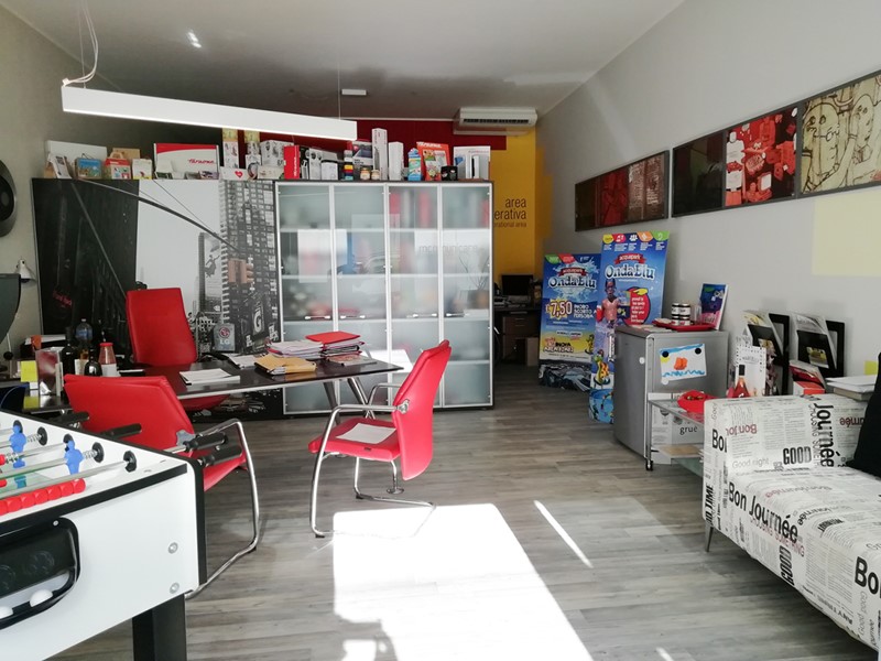 Ufficio in Vendita a Martinsicuro, 65'000€, 65 m²