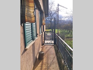 Villetta a schiera in Vendita a Novafeltria, zona Secchiano, 250'000€, 250 m²