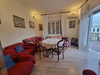 Appartamento in Affitto a Camaiore, zona Lido di Camaiore, 80 m², arredato