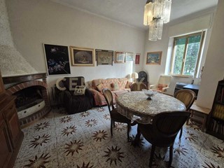 Casa Semi Indipendente in Vendita a Massa Marittima, zona Niccioleta, 79'000€, 118 m², arredato