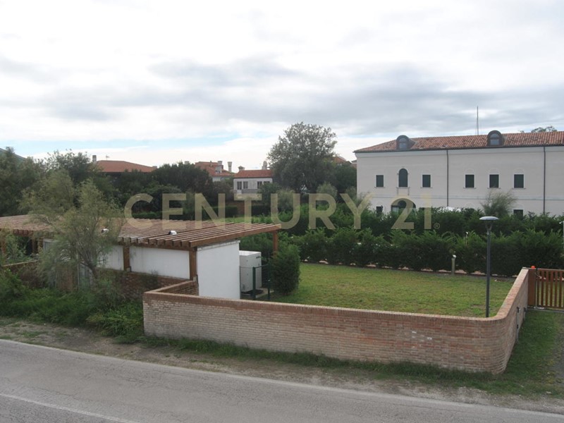 Bilocale in Vendita a Venezia, zona Pellestrina, 213'600€, 63 m²