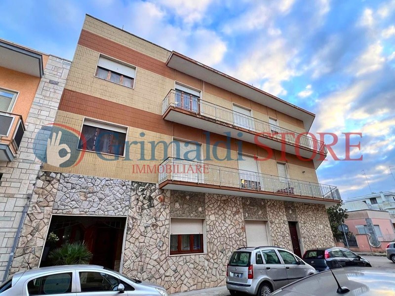 Appartamento in Vendita a Cavallino, 180'000€, 202 m²