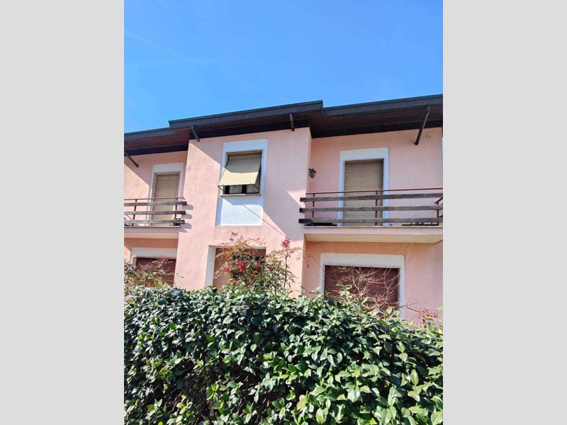 Casa Indipendente in Vendita a Fivizzano, 260'000€, 328 m²