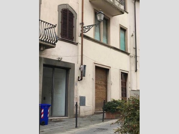 Casa Semi Indipendente in Vendita a Montespertoli, 255'000€, 500 m², con Box