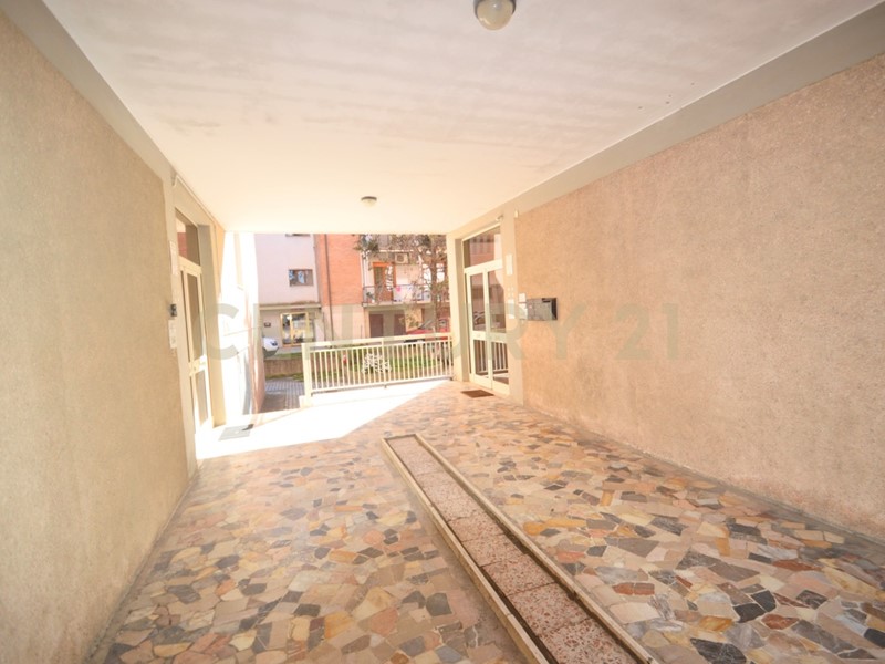 Quadrilocale in Vendita a Grosseto, zona Marina di Grosseto, 220'000€, 85 m², con Box