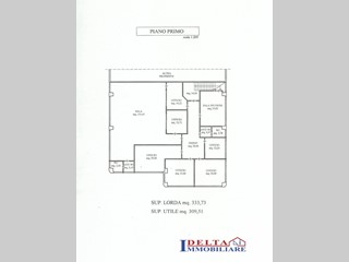 Capannone in Vendita a Rosignano Marittimo, 260'000€, 360 m²