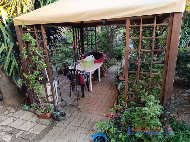 Quadrilocale in Vendita a Rosignano Marittimo, 140'000€, 65 m²