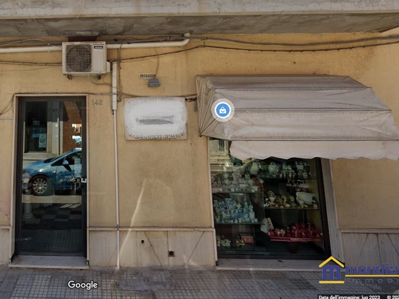 Negozio in Affitto a Pachino, 47 m²
