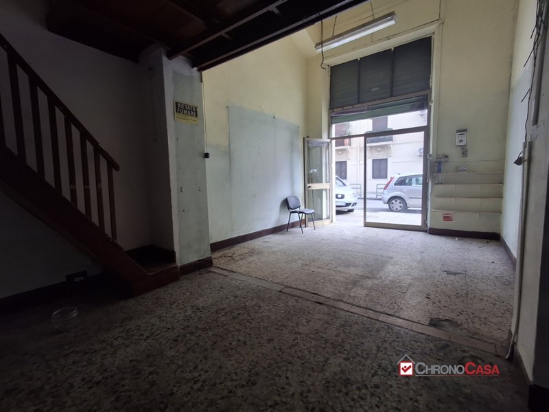Magazzino in Affitto a Messina, 500€, 40 m²
