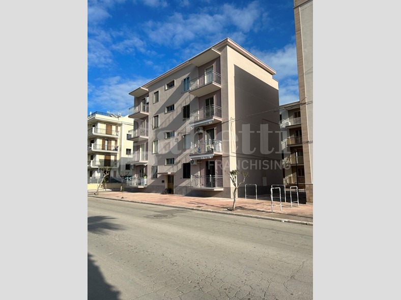 Trilocale in Vendita a Margherita di Savoia, 85'000€, 75 m²