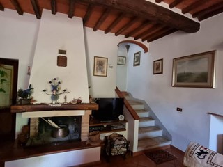 Casale in Vendita a Pienza, 690'000€, 238 m²