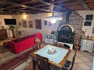 Casa Semi Indipendente in Vendita a Luni, 95'000€, 80 m²