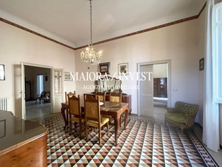 Appartamento in Vendita a San Benedetto del Tronto, 480'000€, 251 m²