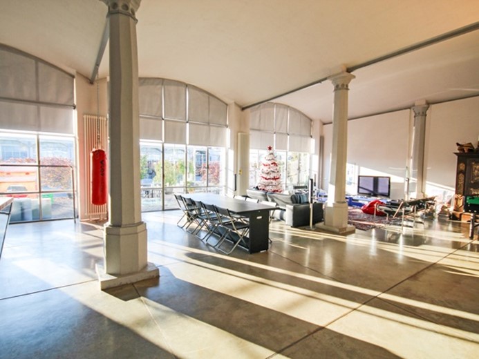 Loft in Vendita a Alzano Lombardo, 359'000€, 270 m²
